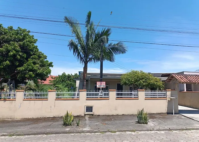 Casa No Centro De Penha