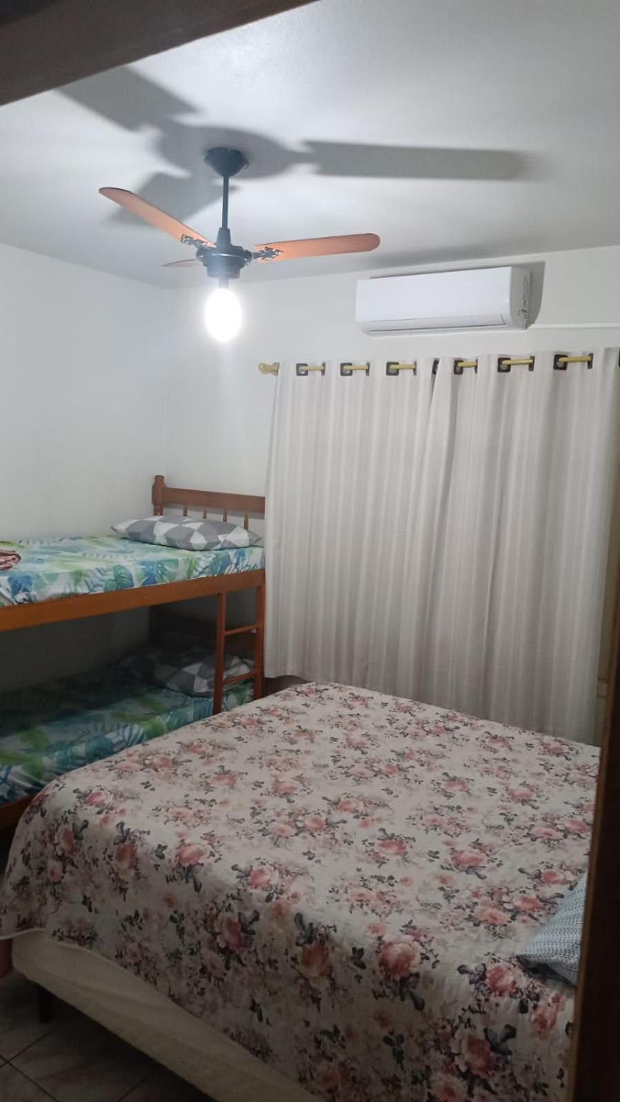 Casa No Centro De Penha Holiday home